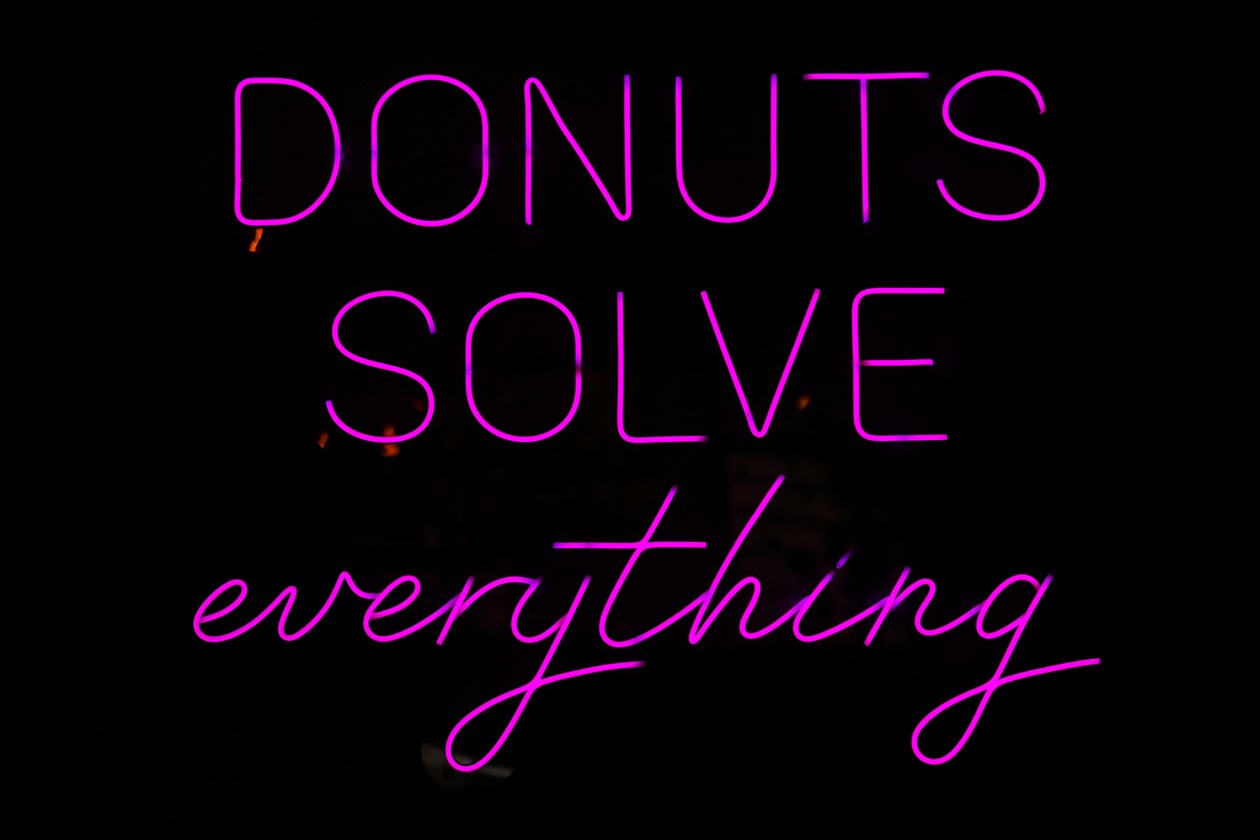 Distinctive Brand Assets: Come Costruirli (con Esempi 2026)